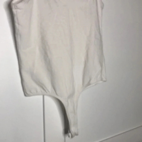 🌸NEW🌸 OLIVIA RAE High Cut Basic White Bodysuit. - Picture 3 of 6